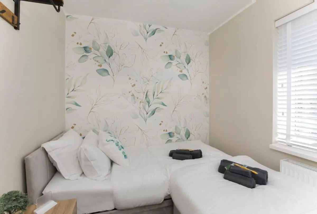The Dodsworth Modern 4 Bedroom House, Sleeps 8 York 0*,  Regno Unito